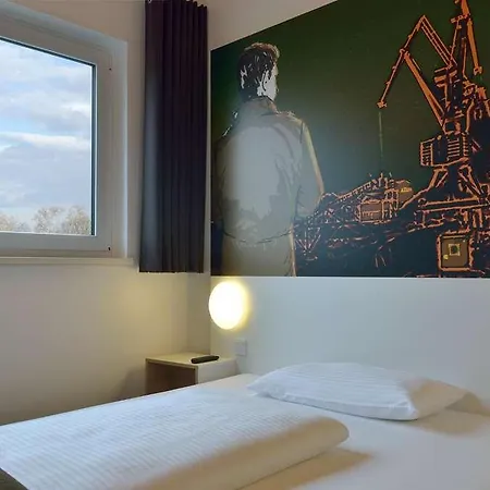 Hotel Hbf-sued 3*