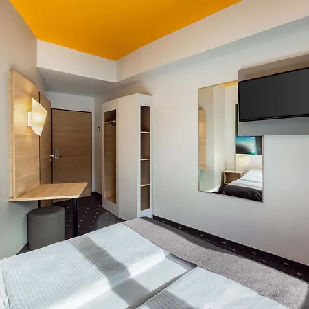Hbf-süd Hotel 3*