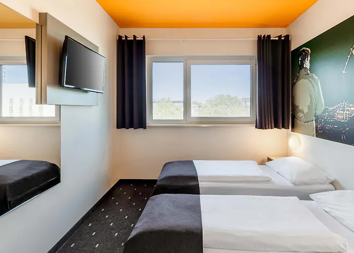 Hotel Hbf-sued 3*